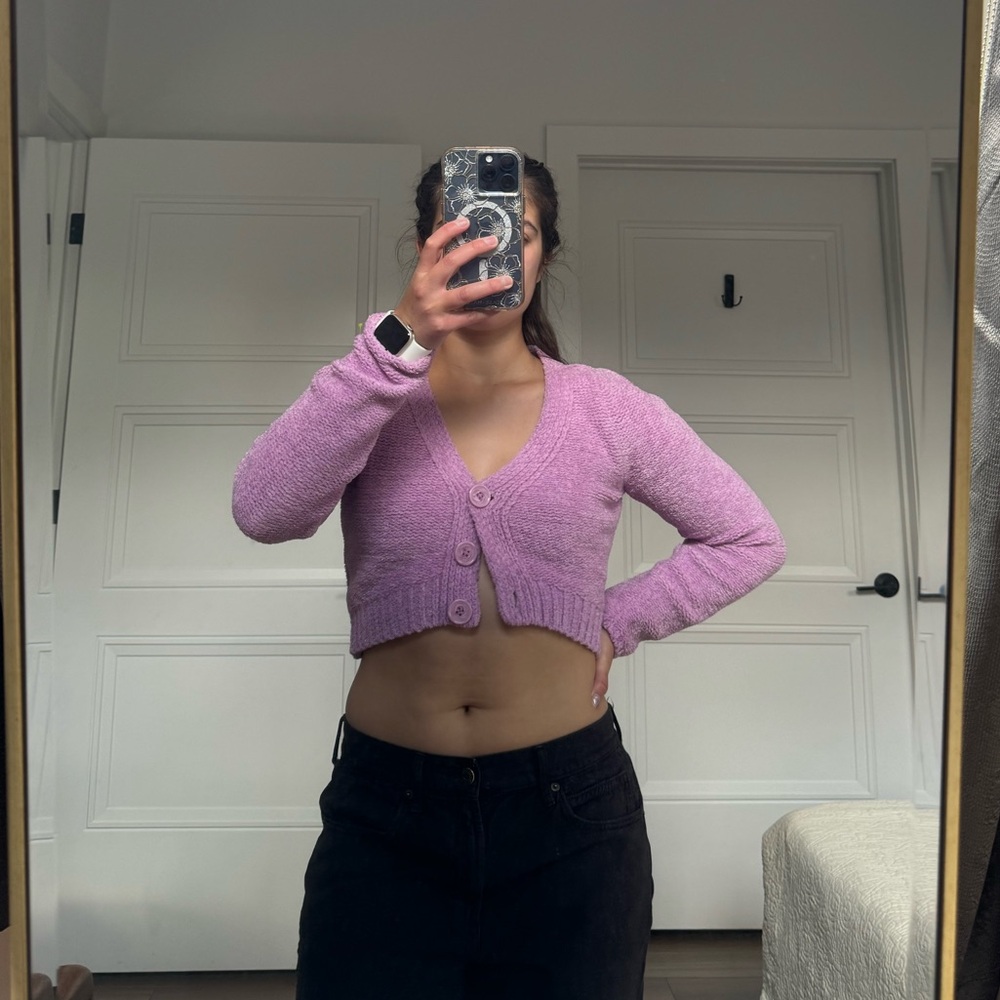 Cropped Cardigan - Picture 2 of 6